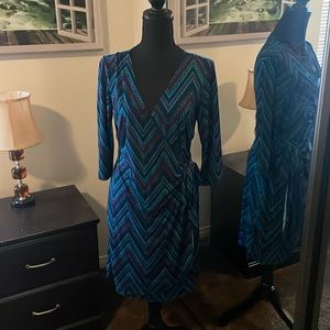 Beautiful jewel colored dress 👗